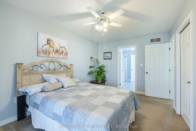 4369 Sixth St, House other with 4 bedrooms, 2 bathrooms and 2 parking in Petrolia ON | Image 10