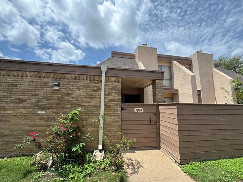 1064-3045 Park Ln, Dallas, TX, 75220-6521 | Card Image