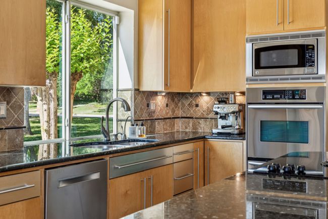 645 Oak Hill Dr, House other with 5 bedrooms, 4 bathrooms and null parking in Southlake TX | Image 12