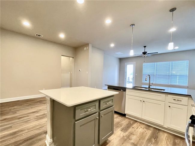 UNIT-88 - 600 C Bar Ranch Trl, House other with 3 bedrooms, 3 bathrooms and 4 parking in Cedar Park TX | Image 6