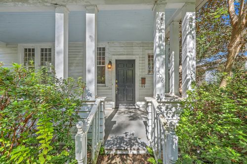 306 S Main St, Summerville, SC, 29483-6012 | Card Image