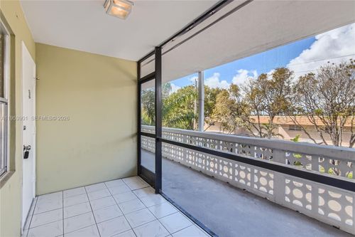 apt-304a-1425 Arthur St, Hollywood, FL, 33020-3704 | Card Image