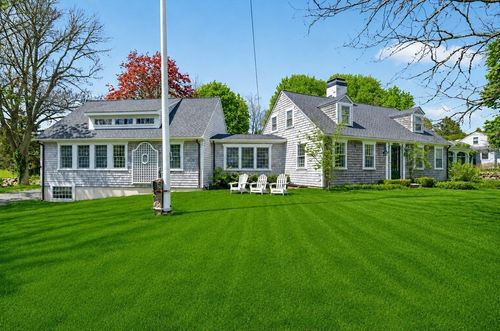 16 Prospect St, Dartmouth, MA, 02748-3437 | Card Image