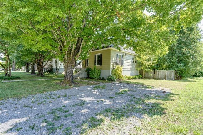 102 W 8 Th St, House other with 2 bedrooms, 1 bathrooms and null parking in Chickamauga GA | Image 20