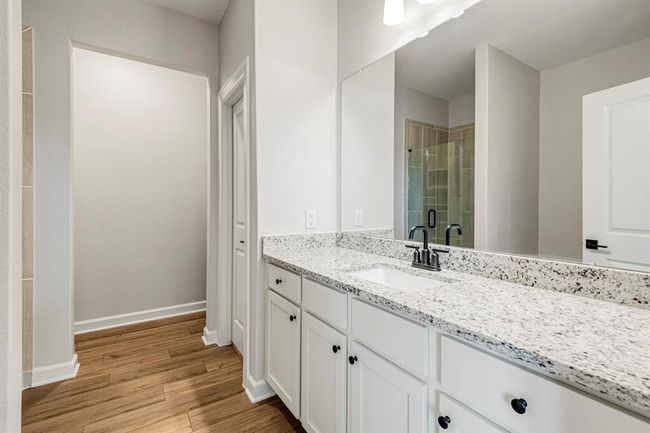 15679 Honey Cove Dr, House other with 3 bedrooms, 2 bathrooms and 2 parking in Conroe TX | Image 10