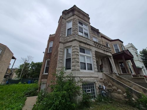 4126 W Adams St, Chicago, IL, 60624-4578 | Card Image
