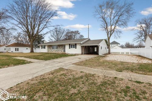 805 4th St, Griswold, IA, 51535-8013 | Card Image