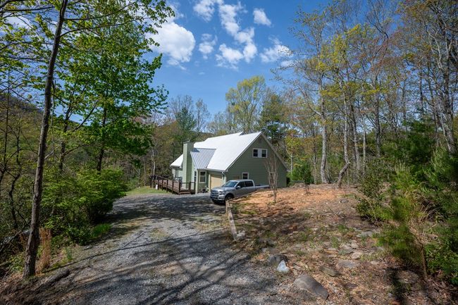 306 Pig Trl, Home with 6 bedrooms, 3 bathrooms and null parking in Cherry Log GA | Image 7