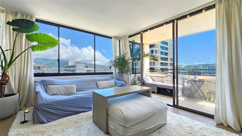 apt-2202-2410 Cleghorn St, Honolulu, HI, 96815-3177 | Card Image