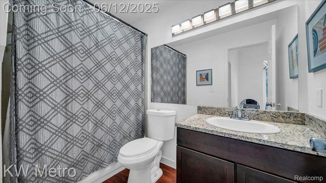 4013 Foxpointe Dr, Condo with 2 bedrooms, 3 bathrooms and null parking in West Bloomfield MI | Image 18