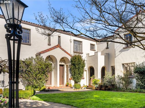 6-2325 Ne Flanders St, Portland, OR, 97232-3184 | Card Image