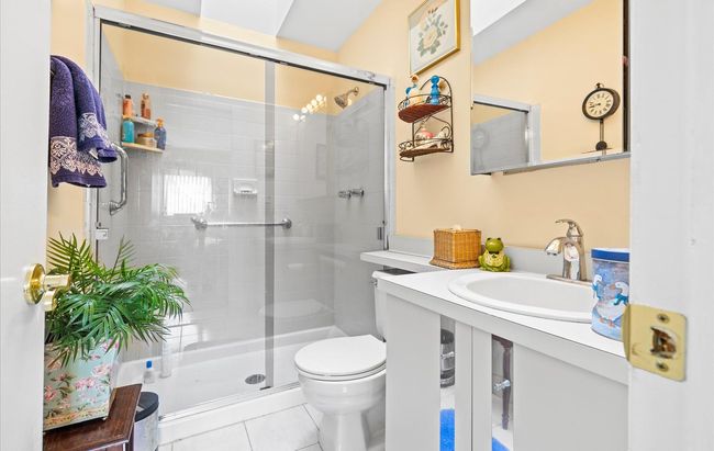 67 Northgate Cir, Condo with 2 bedrooms, 3 bathrooms and null parking in Melville NY | Image 12