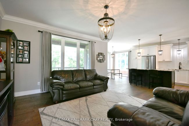 5 Kanata Crt, House other with 3 bedrooms, 2 bathrooms and 6 parking in Springwater ON | Image 16