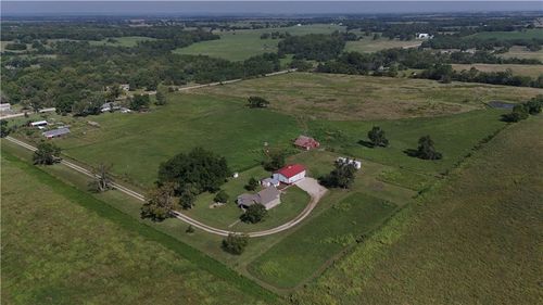 1551 205th St, Fort Scott, KS, 66701-8306 | Card Image