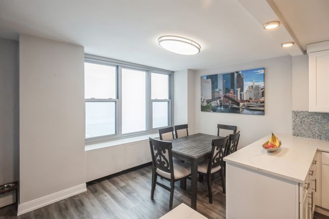 APT-2410 - 400 E Randolph St, Condo with 2 bedrooms, 2 bathrooms and 2 parking in Chicago IL | Image 11