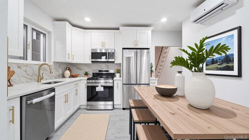 5618 Sylvan Ave, Bronx, NY, 10471-2613 | Card Image