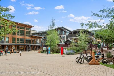 UNIT-3305-AND-3307 - 110 Carriage Way, Condo with 2 bedrooms, 2 bathrooms and null parking in Snowmass Village CO | Image 3