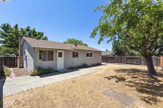 916 El Caminito, House other with 3 bedrooms, 2 bathrooms and 4 parking in Livermore CA | Image 25