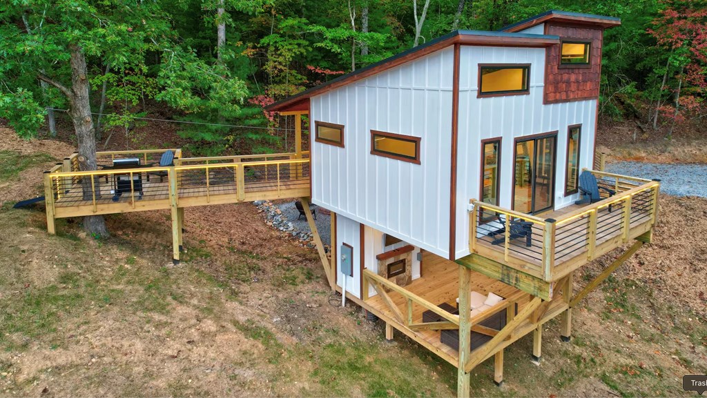 Residential in Morganton 3