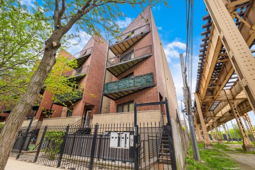 1-19 26th St, Chicago, IL, 60616-4903 | Card Image