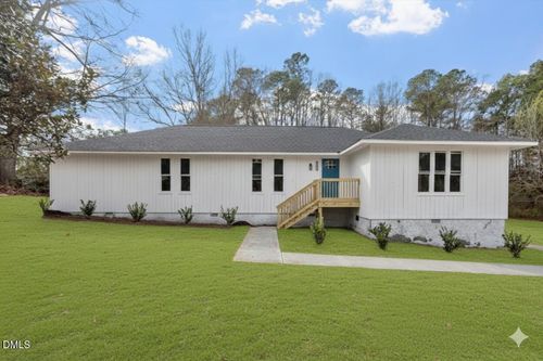 7589 Bray Rd, Bailey, NC, 27807-9587 | Card Image