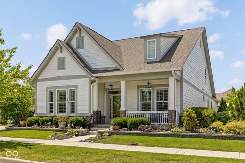15002 American Lotus Dr, Westfield, IN, 46074-7915 | Card Image