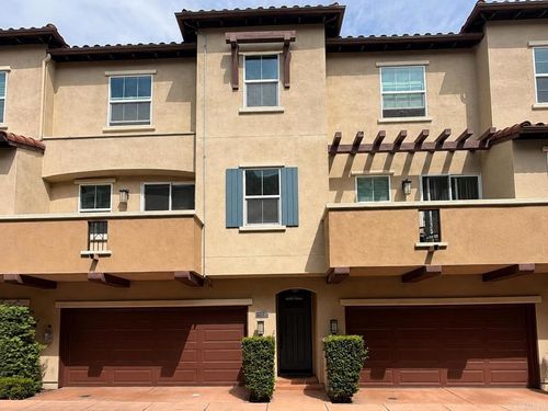 2118 Cosmo Way, San Marcos, CA, 92078-0970 | Card Image