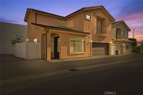 7608 Ani Way, North Hollywood, CA, 91605-3061 | Card Image