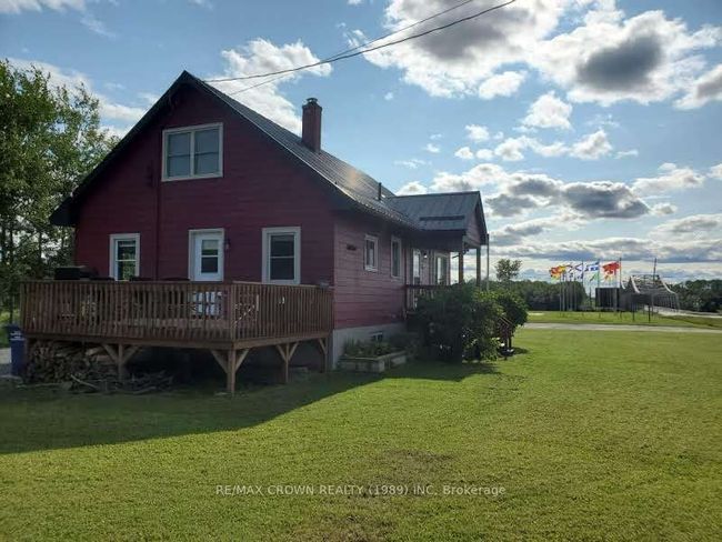 55 Highway 11 W, House other with 4 bedrooms, 2 bathrooms and 4 parking in Smooth Rock Falls ON | Image 4