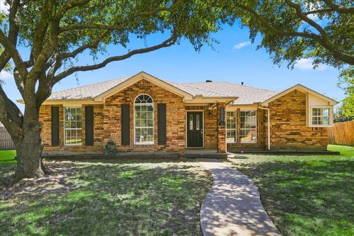 6905 Scott Ct, Sachse, TX, 75048-2334 | Card Image