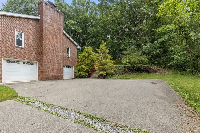 1082 N Boundary Rd, House other with 3 bedrooms, 1 bathrooms and 3 parking in Cranberry Twp PA | Image 19