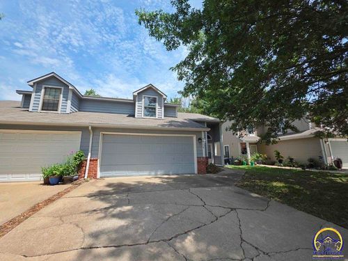 4012 Overland Dr, Lawrence, KS, 66049-4120 | Card Image