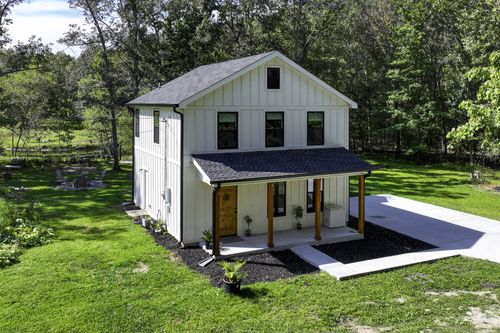 559 Geneva Boynton Rd, Manchester, TN, 37355-5453 | Card Image