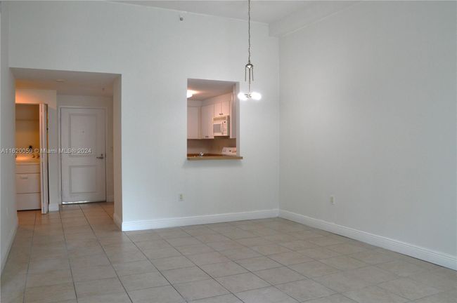 APT-812 - 1250 S Miami Ave, Condo with 1 bedrooms, 2 bathrooms and null parking in Miami FL | Image 17