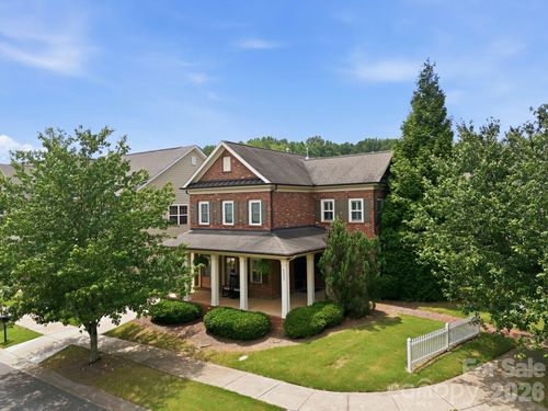 6333 Kennard Dr, Charlotte, NC, 28216-3886 | Card Image