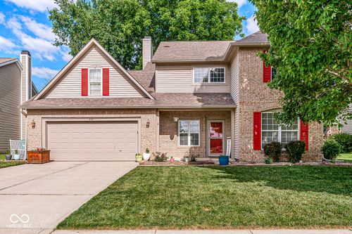 414 Winterwood Dr, Avon, IN, 46123-8603 | Card Image