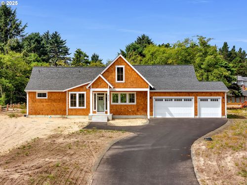 90238 Hobie Rd, Warrenton, OR, 97146 | Card Image
