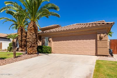 948 W Redwood Drive, House other with 3 bedrooms, 2 bathrooms and null parking in Chandler AZ | Image 2