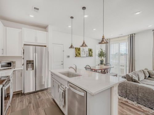 4397 S Netherland Ct, Aurora, CO, 80015-6835 | Card Image