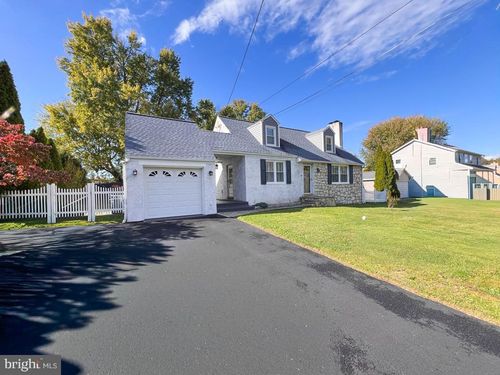 517 Somers Ave, FEASTERVILLE TREVOSE, PA, 19053-3448 | Card Image