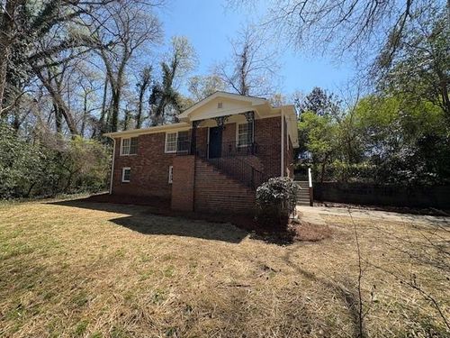 2068 Kenwood Pl Se, Smyrna, GA, 30082-5147 | Card Image