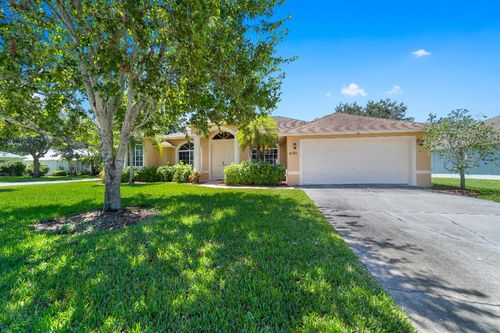 2185 3rd Ln Sw, Vero Beach, FL, 32962-3373 | Card Image
