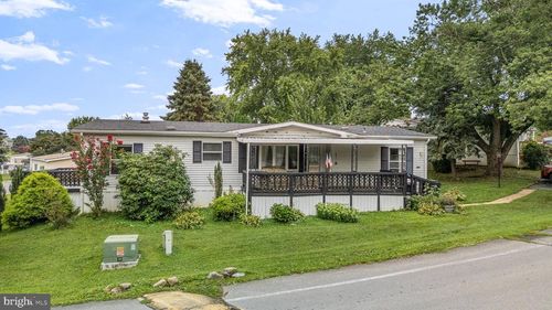 201 Greyfield Dr, LANCASTER, PA, 17603-4690 | Card Image