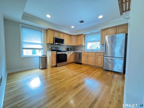 a-17 Glenwood Ave, Norwalk, CT, 06854-1504 | Card Image