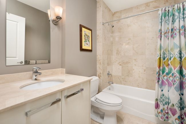 APT-28D - 10 E Delaware Pl, Condo with 3 bedrooms, 4 bathrooms and null parking in CHICAGO IL | Image 14