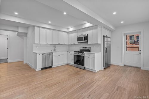 ste-103-80 E Hartsdale Ave, Hartsdale, NY, 10530-2814 | Card Image