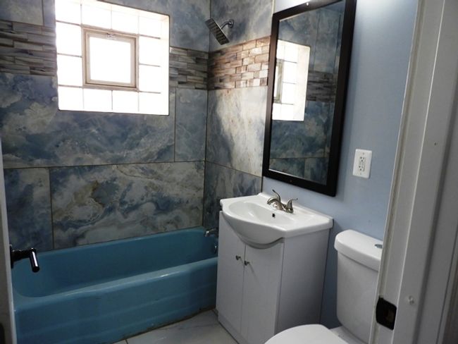 1 - 1601 11 Th St, Home with 3 bedrooms, 1 bathrooms and 2 parking in Waukegan IL | Image 8