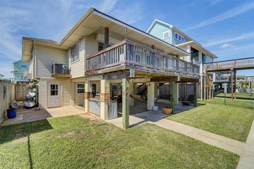 137 Tarpon St, Bayou Vista, TX, 77563-2575 | Card Image