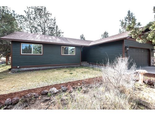 6446 Nw Lynch Ln, Redmond, OR, 97756-8181 | Card Image