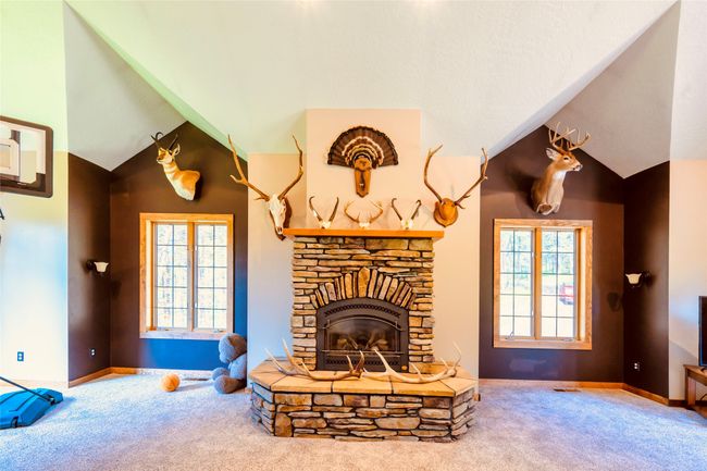 19930 Wambli Ln, House other with 3 bedrooms, 3 bathrooms and null parking in Huson MT | Image 54